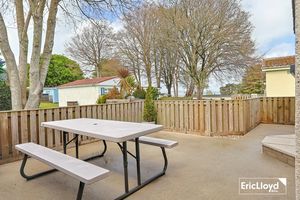 Photo 11- click for photo gallery